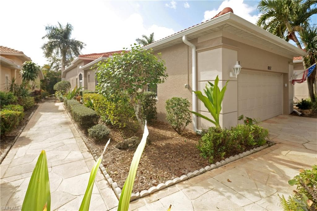 8157 Sanctuary DR 69-1 NAPLES, FL 34104