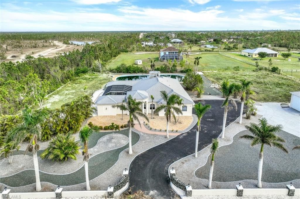 3081 Freedom Acres W CAPE CORAL, FL 33993