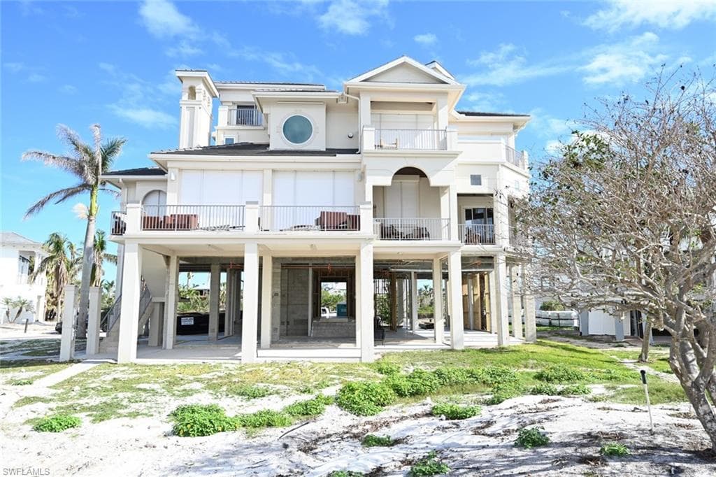 104 Guadeloupe LN BONITA SPRINGS, FL 34134