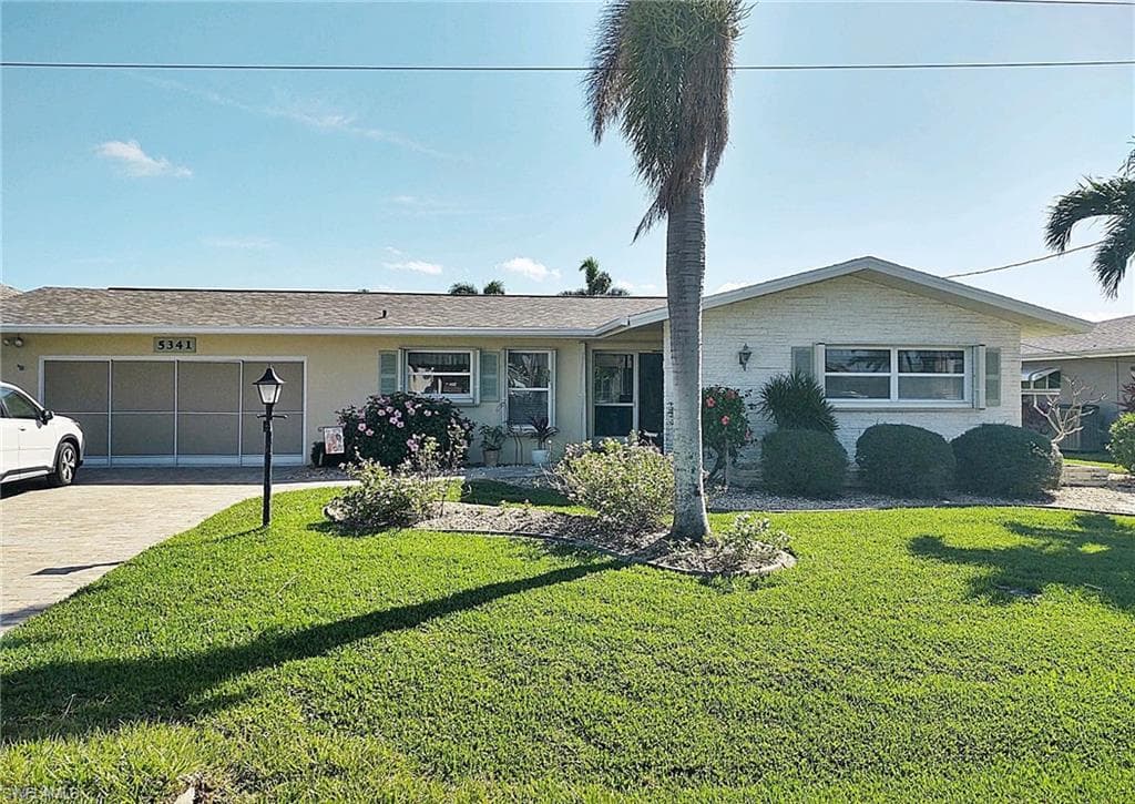 5341 Cortez CT CAPE CORAL, FL 33904