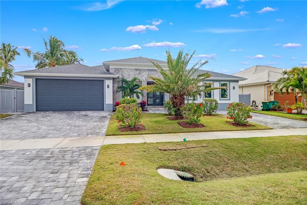 1131 Mulberry CT MARCO ISLAND, FL 34145