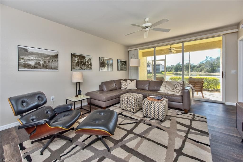 5450 Worthington LN 103 NAPLES, FL 34110