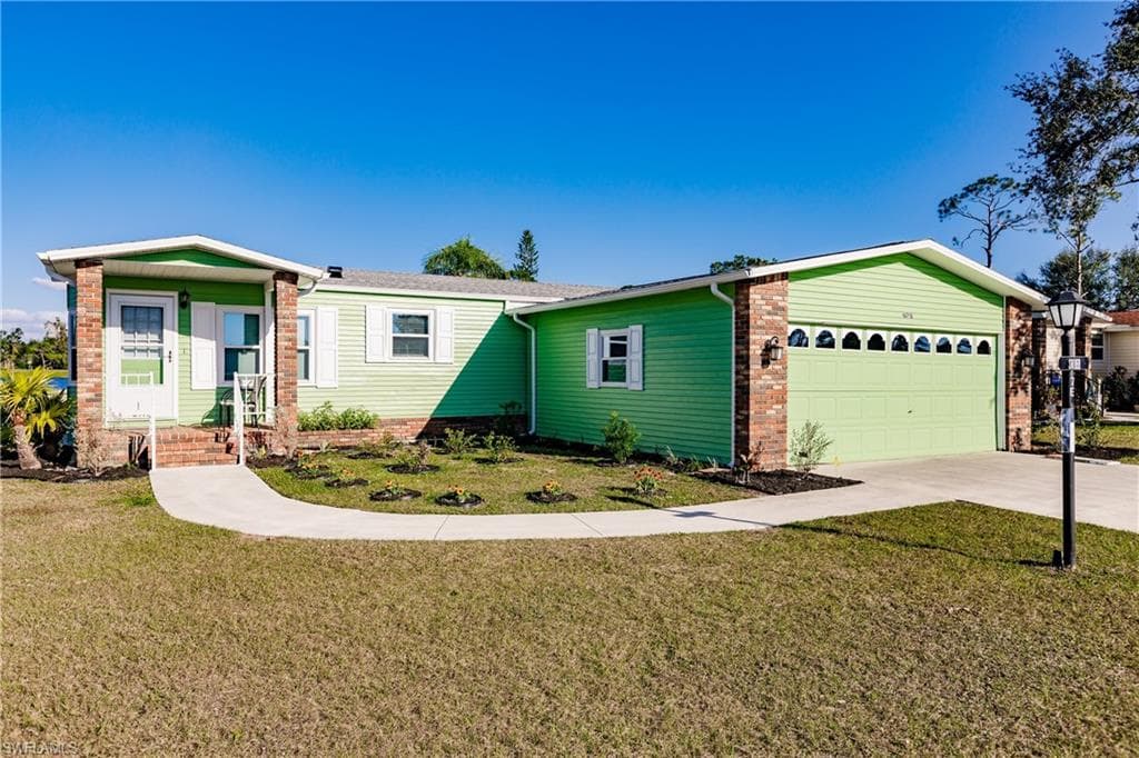 10712 Timber Pines CT NORTH FORT MYERS, FL 33903