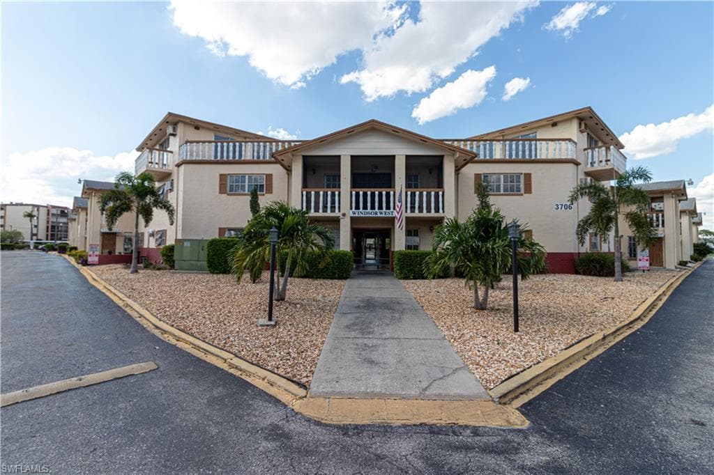 3706 Broadway 29 FORT MYERS, FL 33901