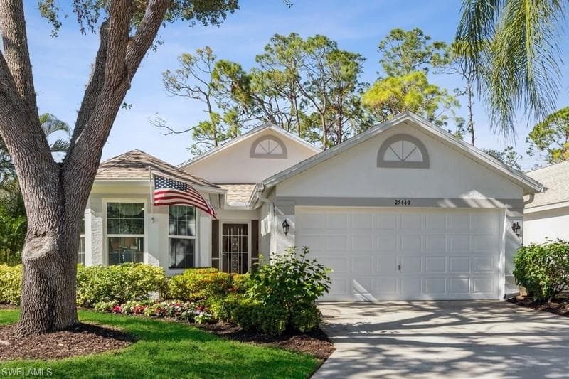 25440 Fairway Dunes CT BONITA SPRINGS, FL 34135