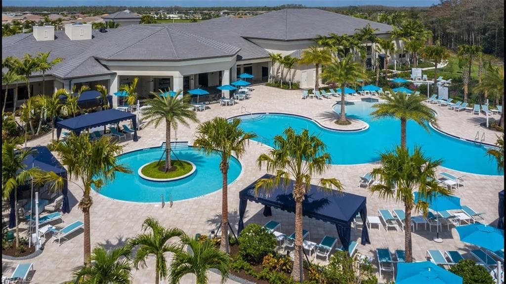 28600 Lobos CIR BONITA SPRINGS, FL 34135