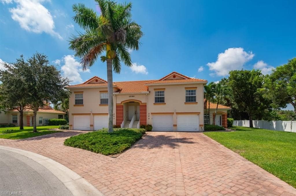 25089 Peacock LN 202 NAPLES, FL 34114