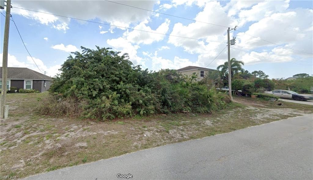 3115 12th ST SW LEHIGH ACRES, FL 33976