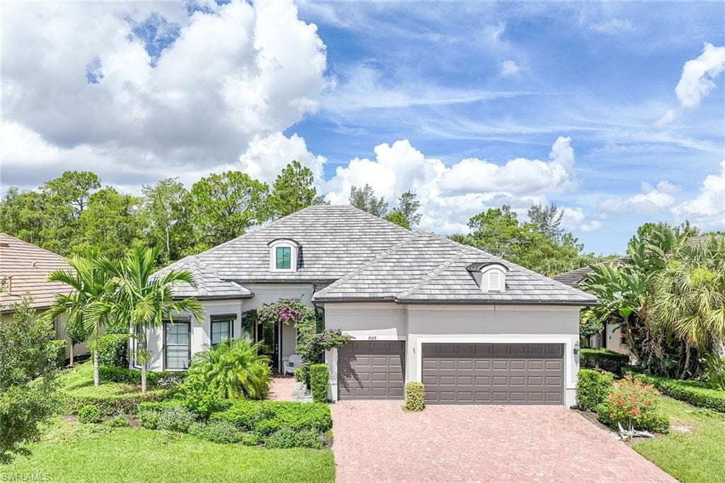 7089 Live Oak DR NAPLES, FL 34114