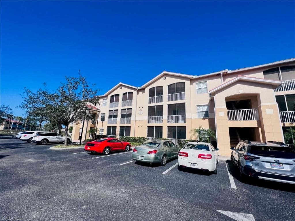 9015 Colby DR 2018 FORT MYERS, FL 33919