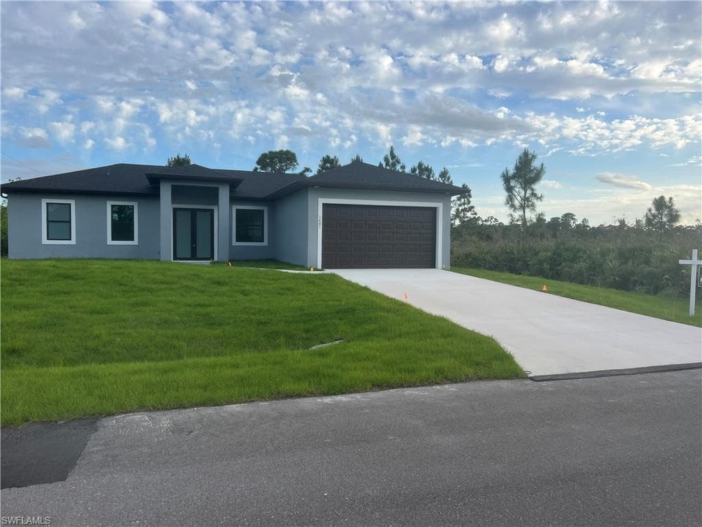 1401 W 13th ST LEHIGH ACRES, FL 33972
