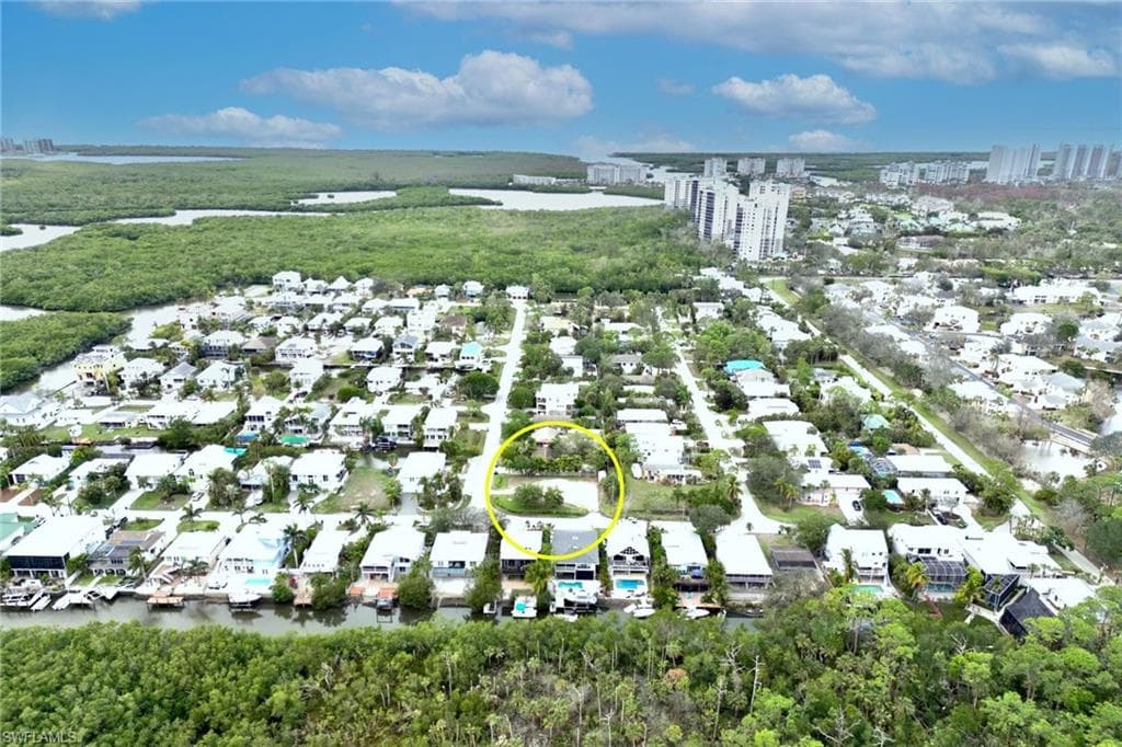 1301 Grand Canal DR NAPLES, FL 34110