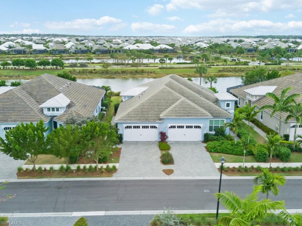 5716 Highbourne DR NAPLES, FL 34113