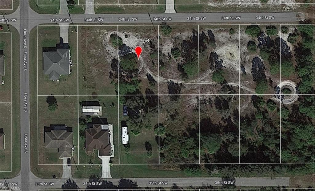 2709 34th ST SW LEHIGH ACRES, FL 33976