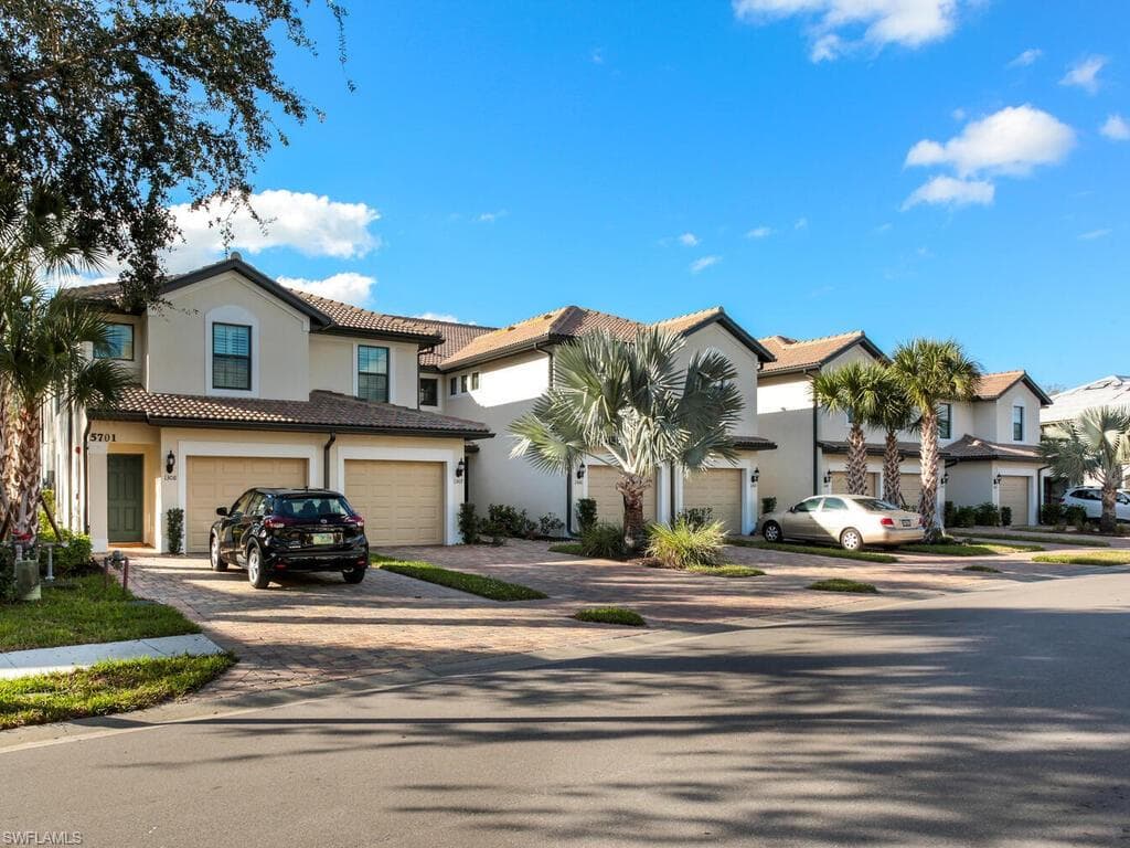 5701 Mayflower WAY 1306 AVE MARIA, FL 34142