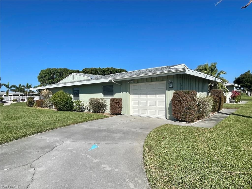 5554 Boynton LN FORT MYERS, FL 33919