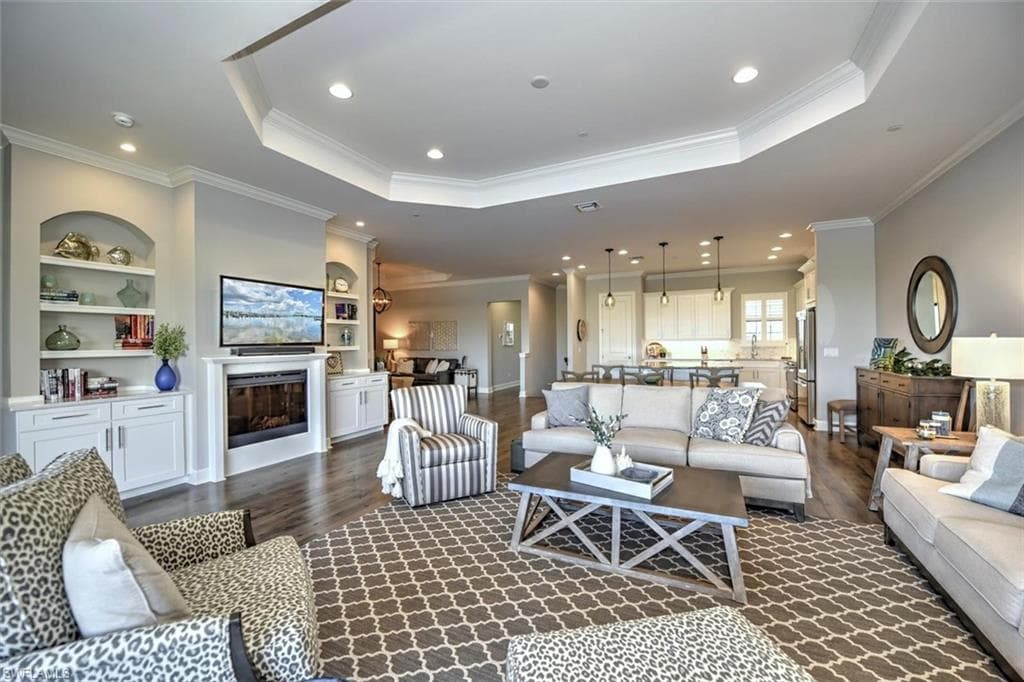 9679 Montelanico LOOP 202 NAPLES, FL 34119