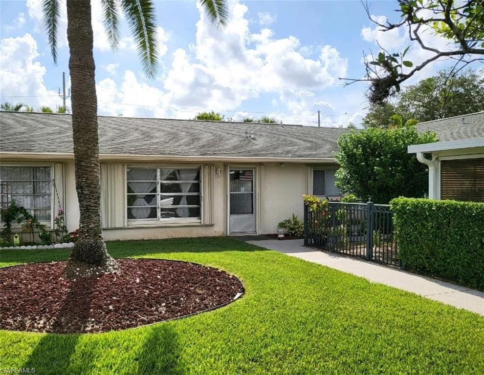 824 SE 16th PL D CAPE CORAL, FL 33990