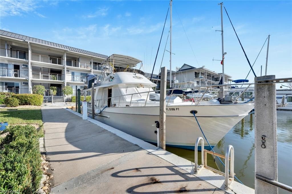 900 Broad AVE S NAPLES, FL 34102