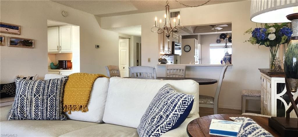 7430 Lake Breeze DR 402 FORT MYERS, FL 33907