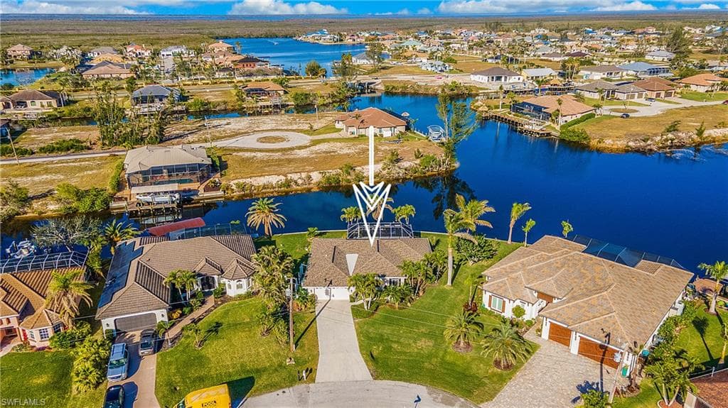 912 NW 38th PL CAPE CORAL, FL 33993