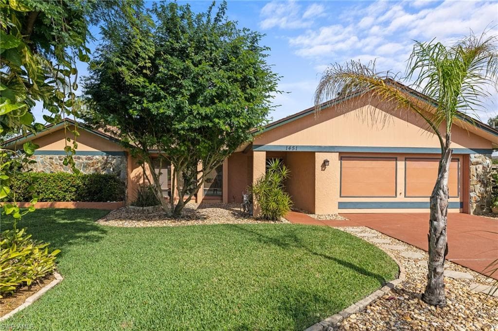 1451 Dubonnet CT FORT MYERS, FL 33919