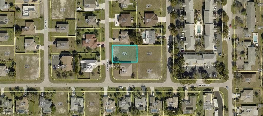 4621 SW 9th AVE CAPE CORAL, FL 33914