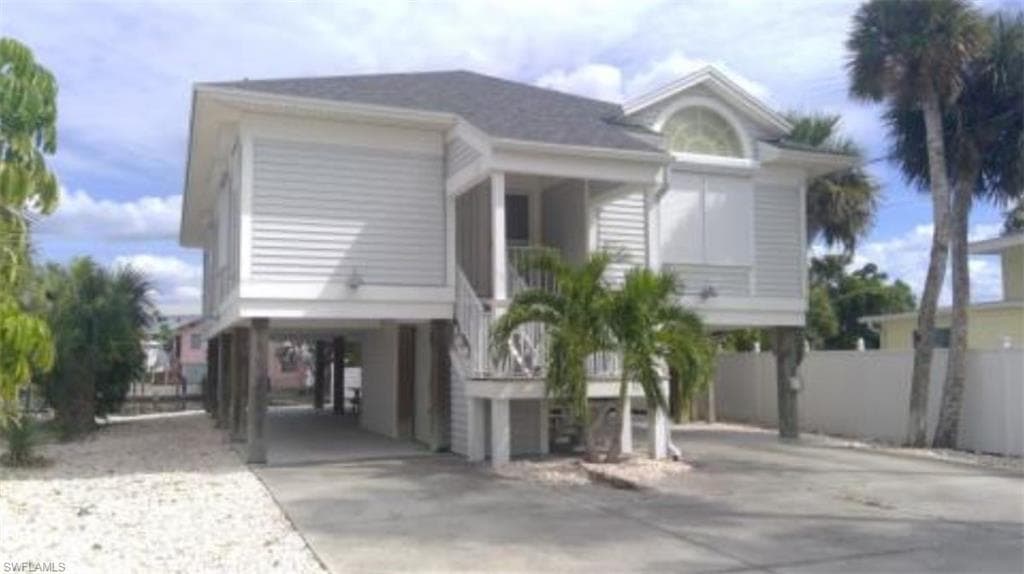 122 Primo DR FORT MYERS BEACH, FL 33931