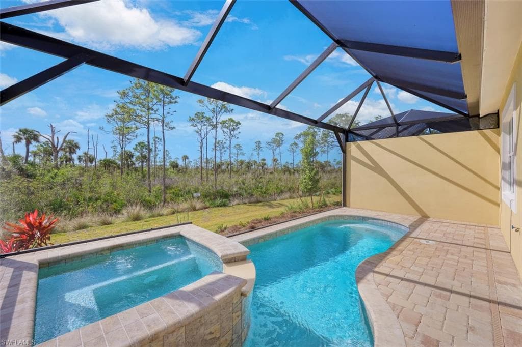 6435 Negril Isle DR NAPLES, FL 34113