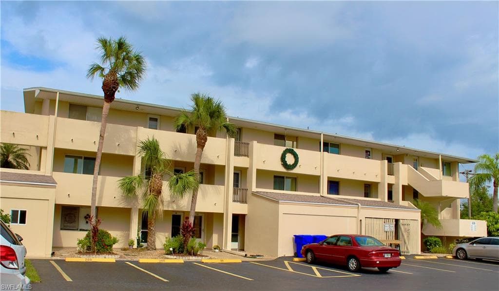 331 Joel BLVD 313 LEHIGH ACRES, FL 33936