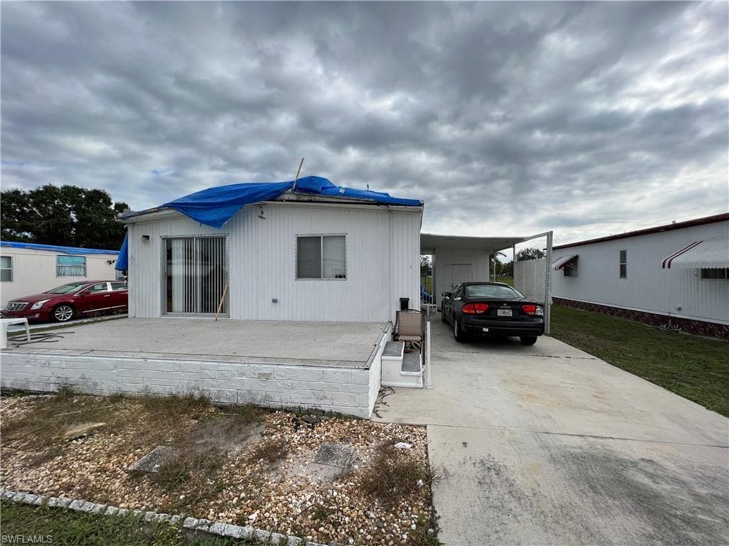 96 Poinsettia DR FORT MYERS, FL 33905