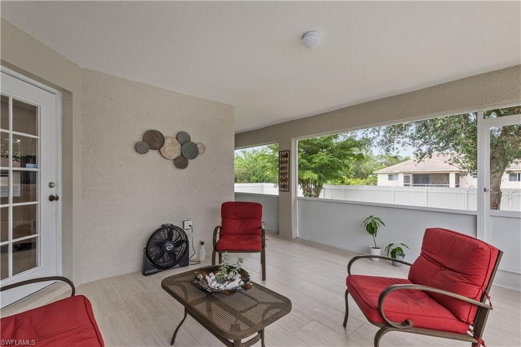 2810 47th ST W LEHIGH ACRES, FL 33971