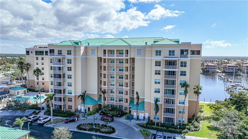 2060 Matecumbe Key RD 2204 PUNTA GORDA, FL 33955