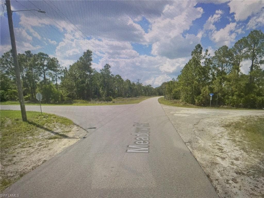 2501 Meadow RD LEHIGH ACRES, FL 33974