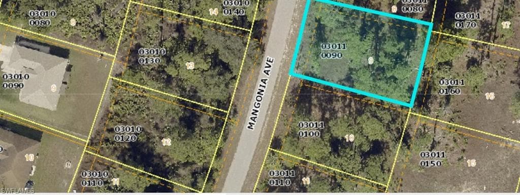 321 Mangonia AVE LEHIGH ACRES, FL 33974