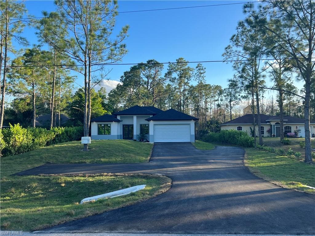 4084 27th AVE NE NAPLES, FL 34120