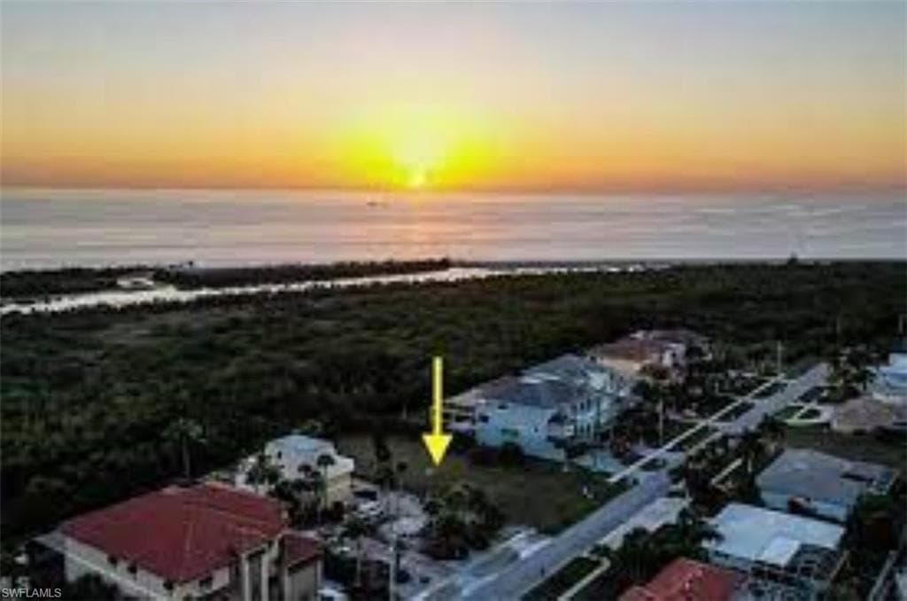 556 Spinnaker DR MARCO ISLAND, FL 34145
