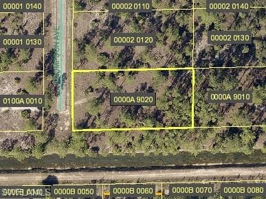 1200 THOMPSON AVE LEHIGH ACRES, FL 33972