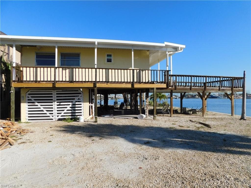 274 Primo DR FORT MYERS BEACH, FL 33931