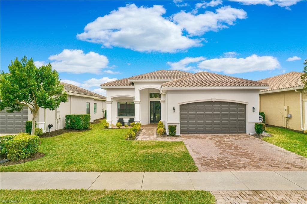 3137 Saginaw Bay DR NAPLES, FL 34119