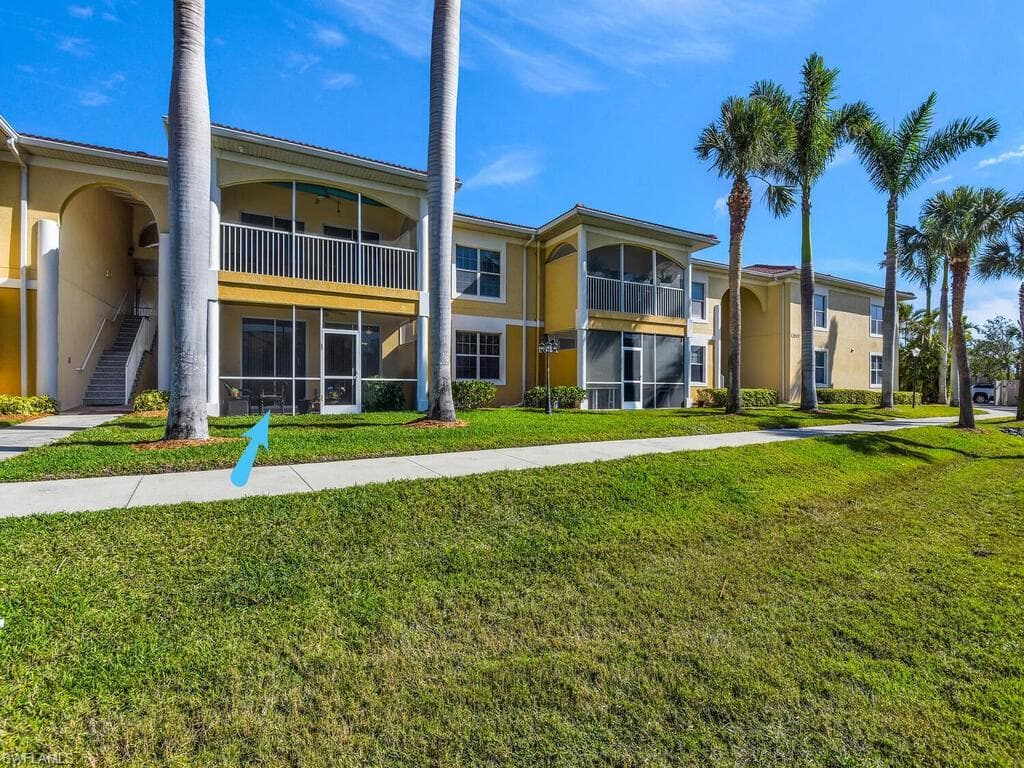 12515 McGregor BLVD 114 FORT MYERS, FL 33919