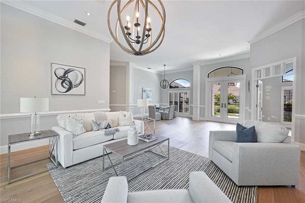 713 Shadow Lake LN NAPLES, FL 34108