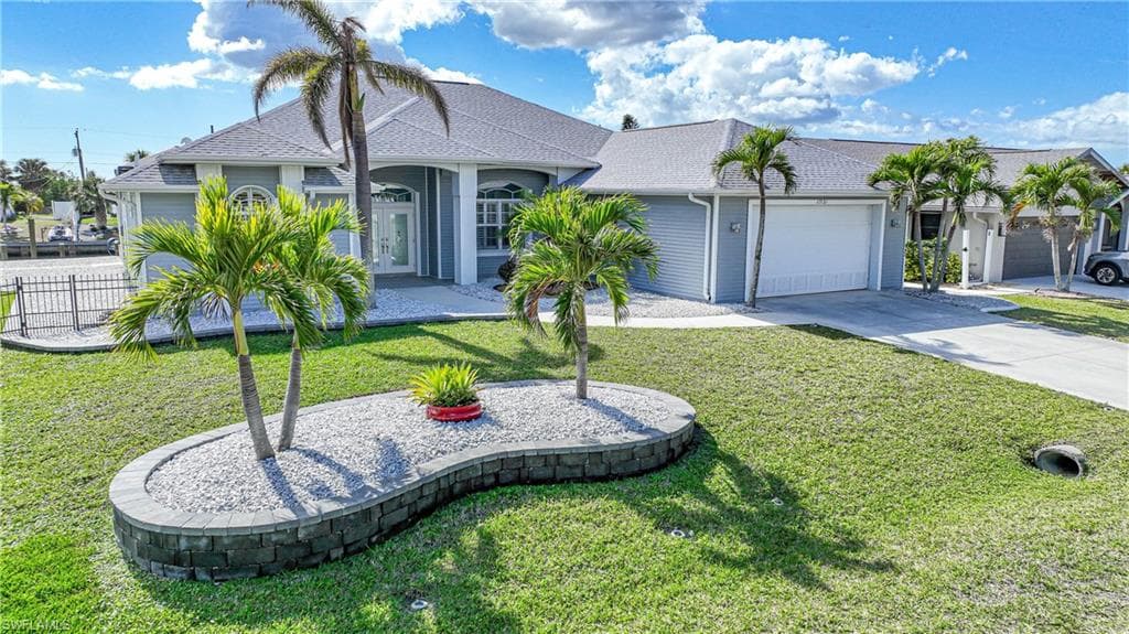 17131 Horizon LN PORT CHARLOTTE, FL 33948