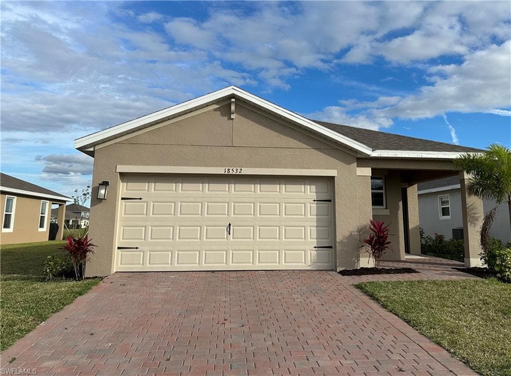18532 Cronin Sand LN NORTH FORT MYERS, FL 33917