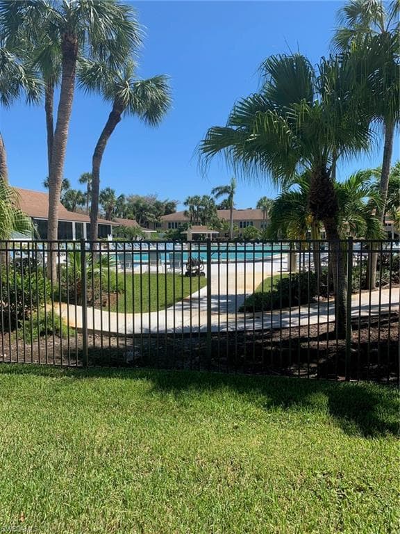 3712 Northwinds DR NAPLES, FL 34112