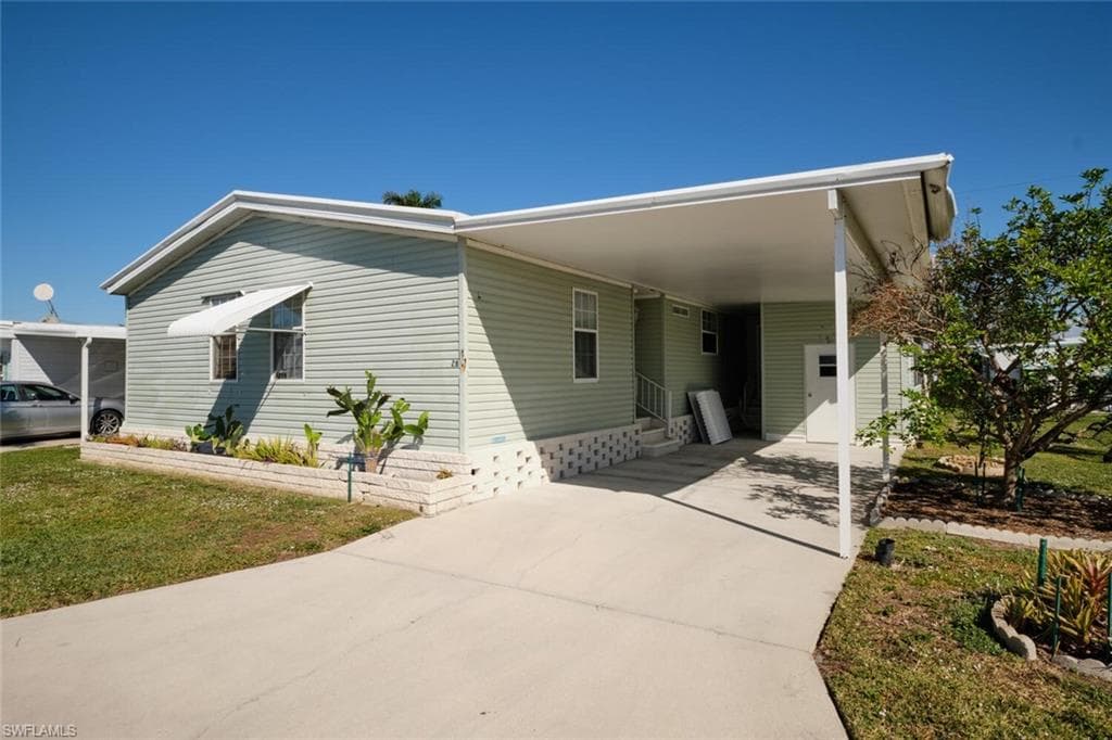 28 Garden DR FORT MYERS, FL 33908