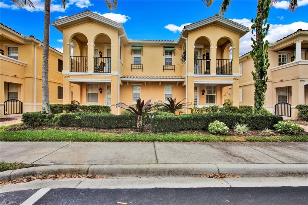 28704 ALESSANDRIA CIR BONITA SPRINGS, FL 34135