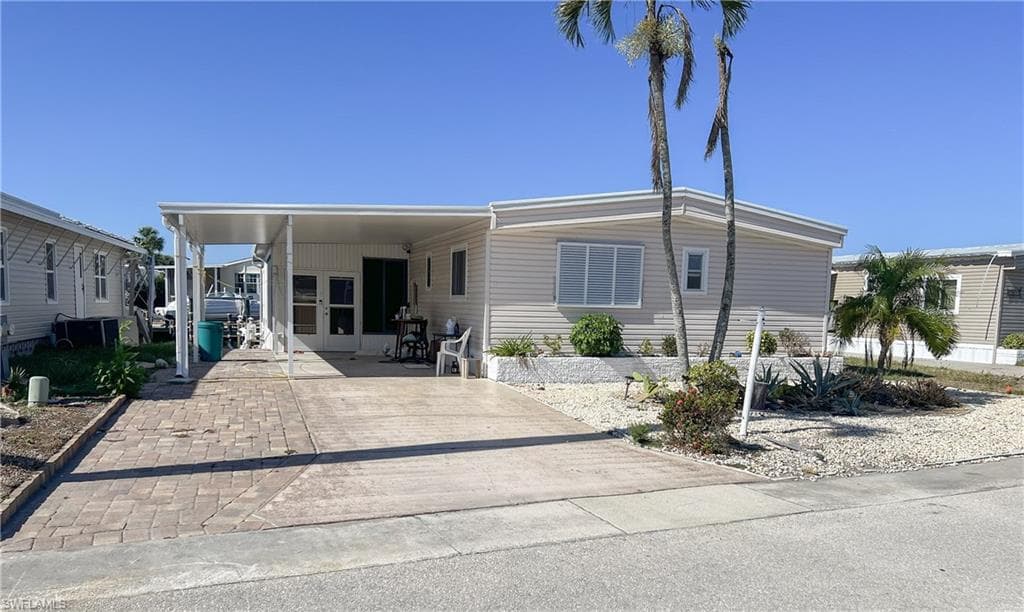 17850 Peppard DR FORT MYERS BEACH, FL 33931