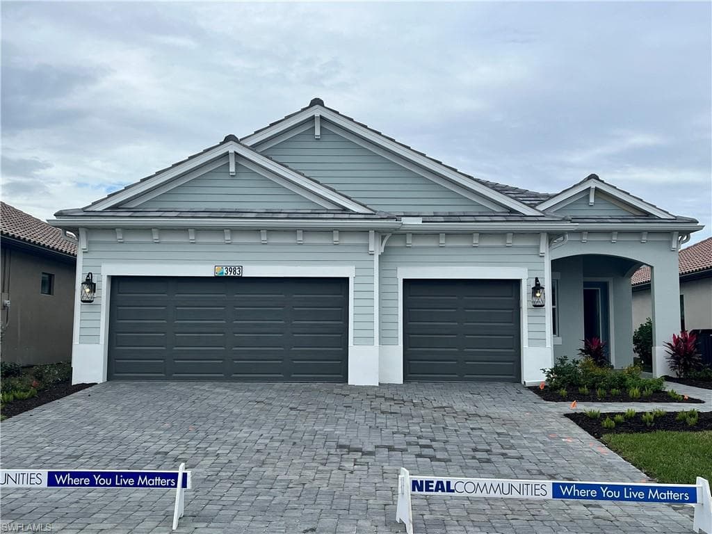 3983 Pegasus Way NAPLES, FL 34120
