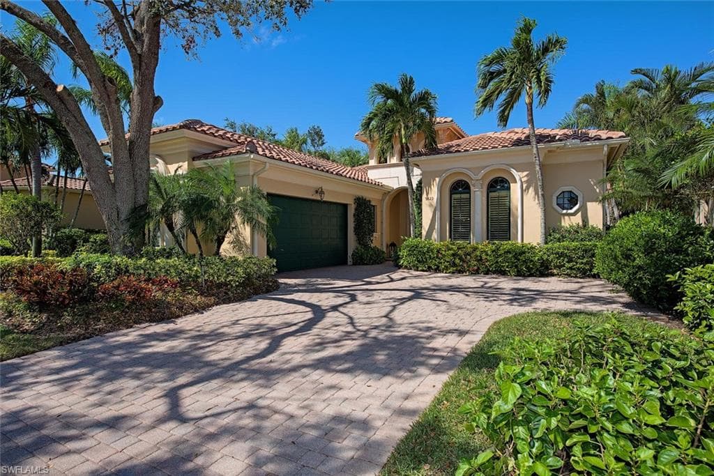 9823 Bay Meadow ESTERO, FL 34135